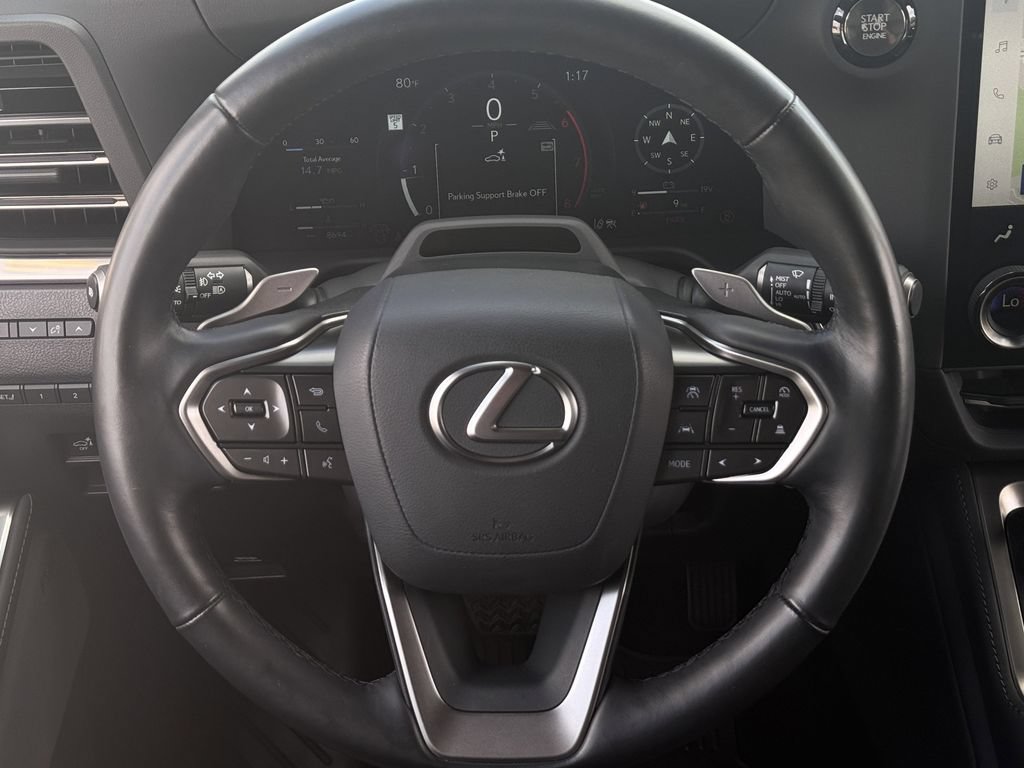 Used 2024 Lexus GX 550 w/ Accessory Package (2T) AWD/4WD image 12