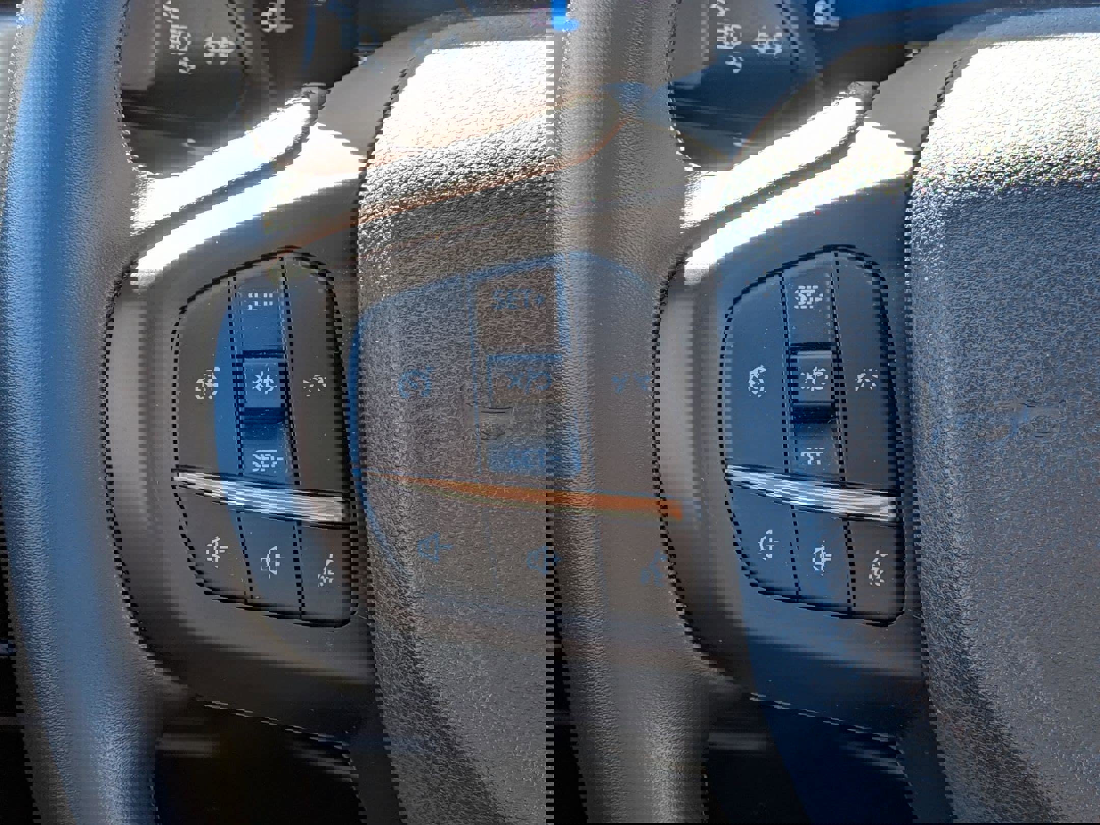 Used 2024 Ford Ranger XLT w/ FX4 Off-Road Package image 19