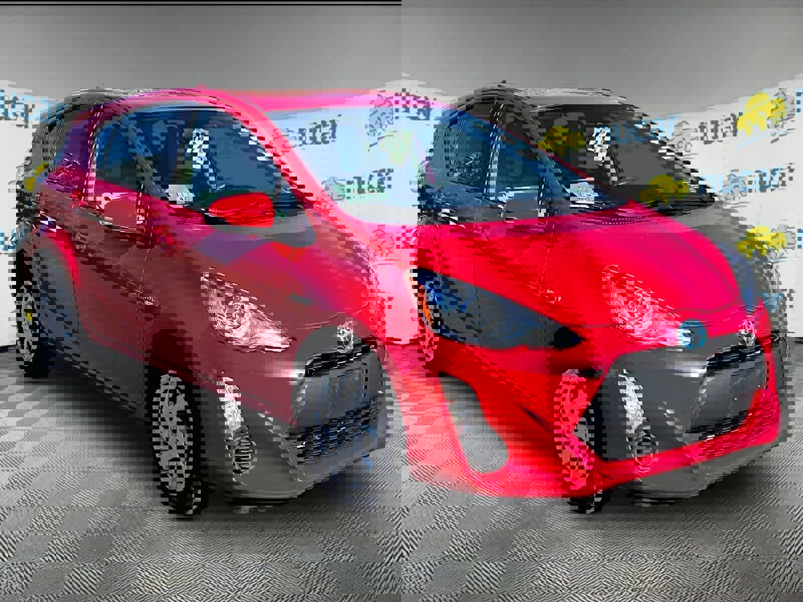 Used 2015 Toyota Prius C One FWD image 1