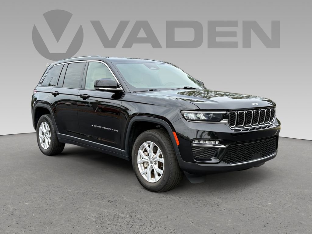 Used 2023 Jeep Grand Cherokee Limited AWD/4WD image 1