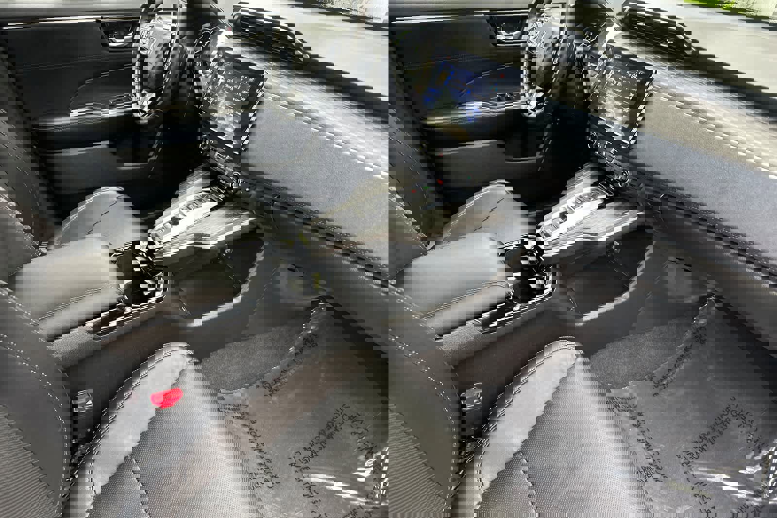 Used 2020 Honda Clarity Touring image 16