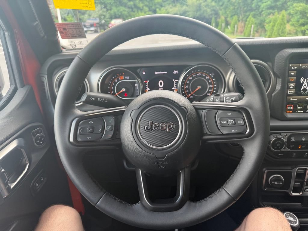 Used 2023 Jeep Wrangler Unlimited Sport AWD/4WD image 10