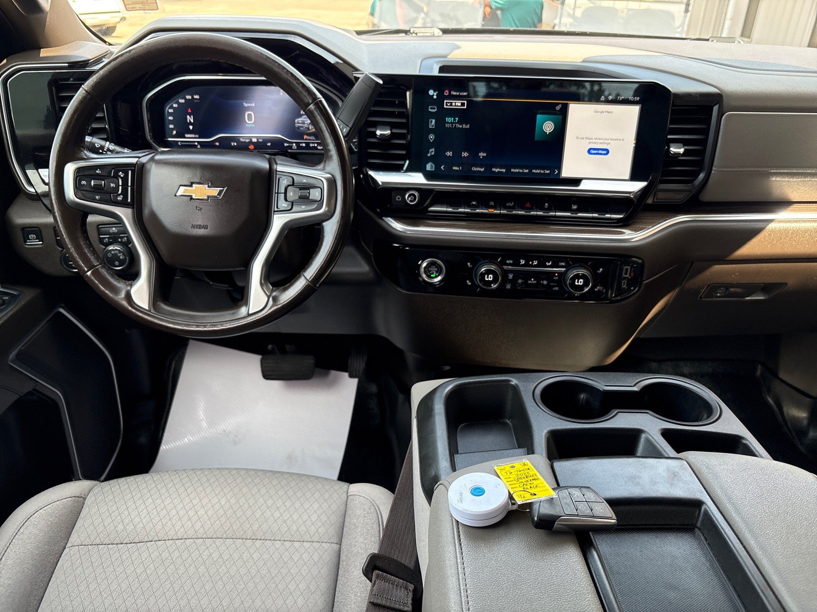 Used 2022 Chevrolet Silverado 1500 LT AWD/4WD image 5
