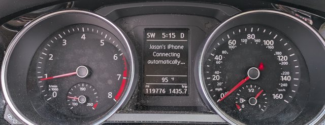 Used 2017 Volkswagen Jetta SEL FWD image 11