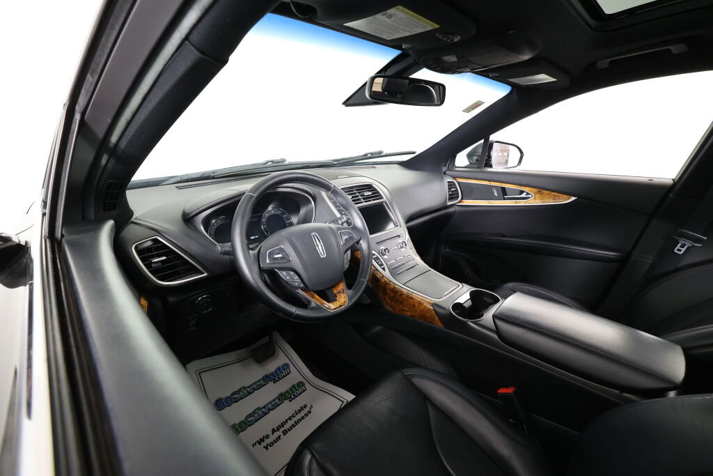 Used 2016 Lincoln MKX Reserve w/ Climate Package image 10