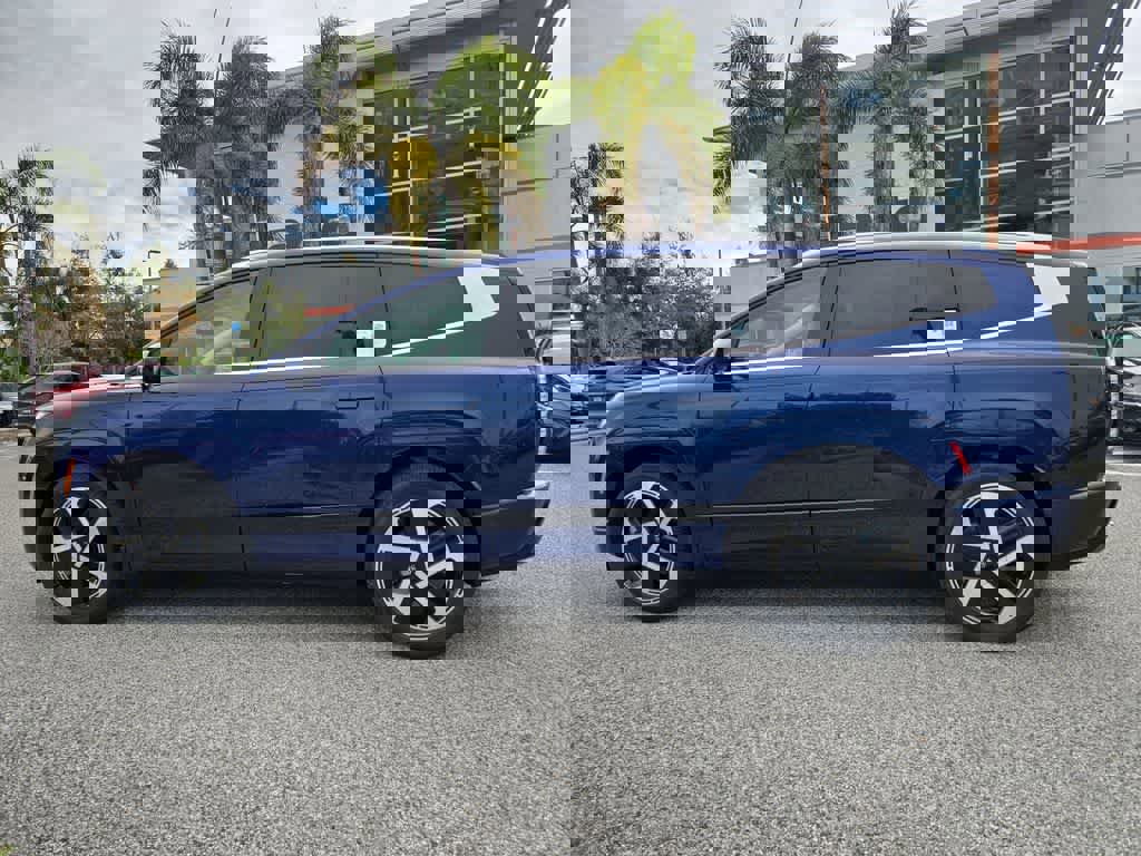 New 2026 Hyundai Ioniq 9 Calligraphy image 3