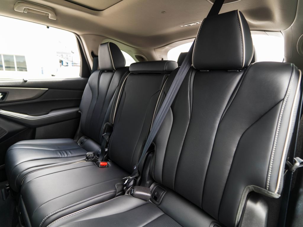 Certified 2023 Acura MDX SH-AWD w/ Advance Package image 38