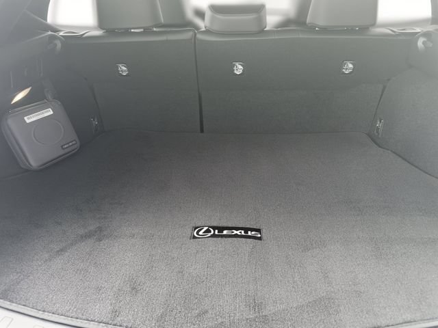 New 2026 Lexus UX 300h FWD w/ Accessory Package (Z2) image 31
