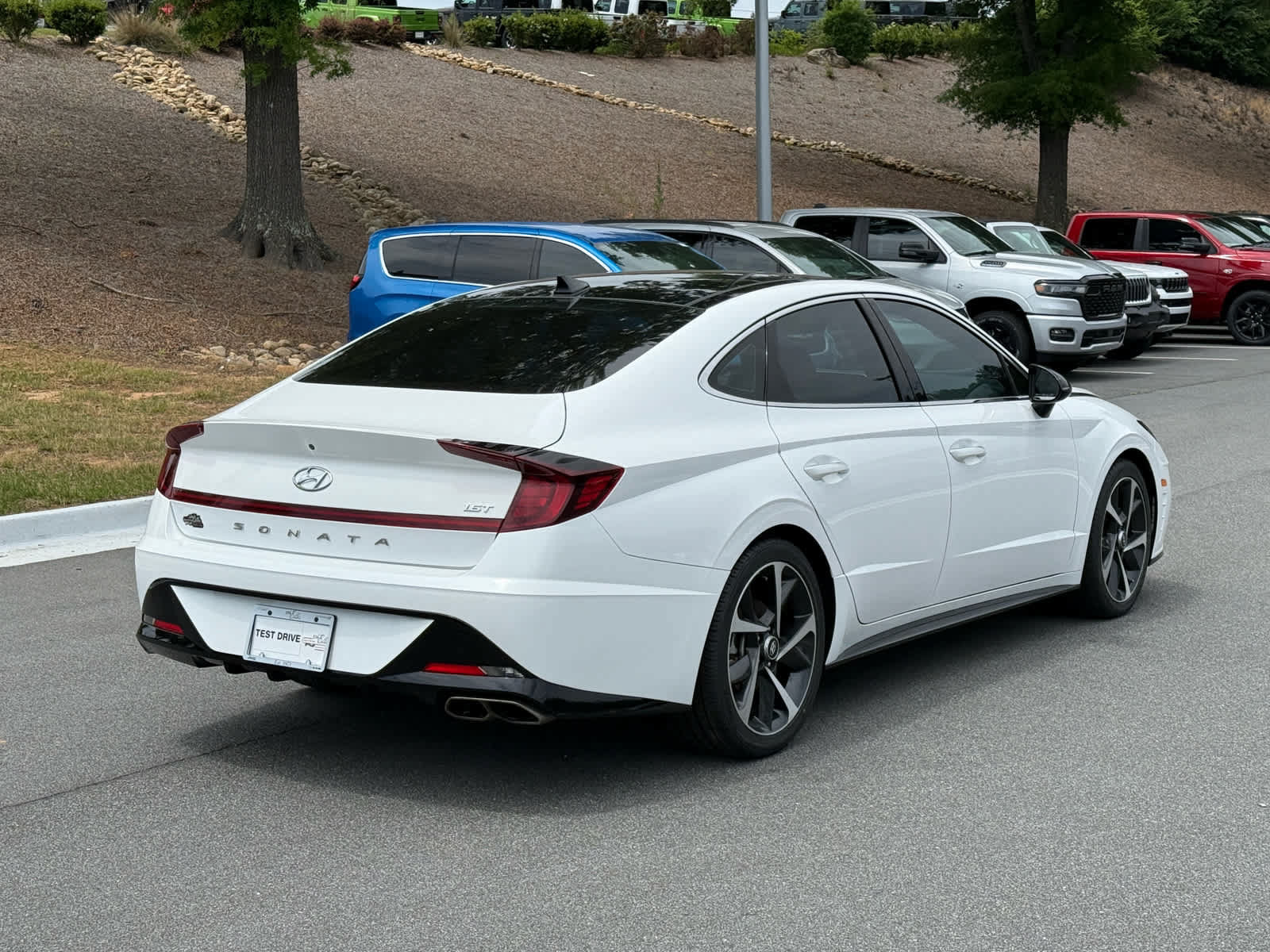 Used 2023 Hyundai Sonata SEL Plus w/ Cargo Package FWD image 5