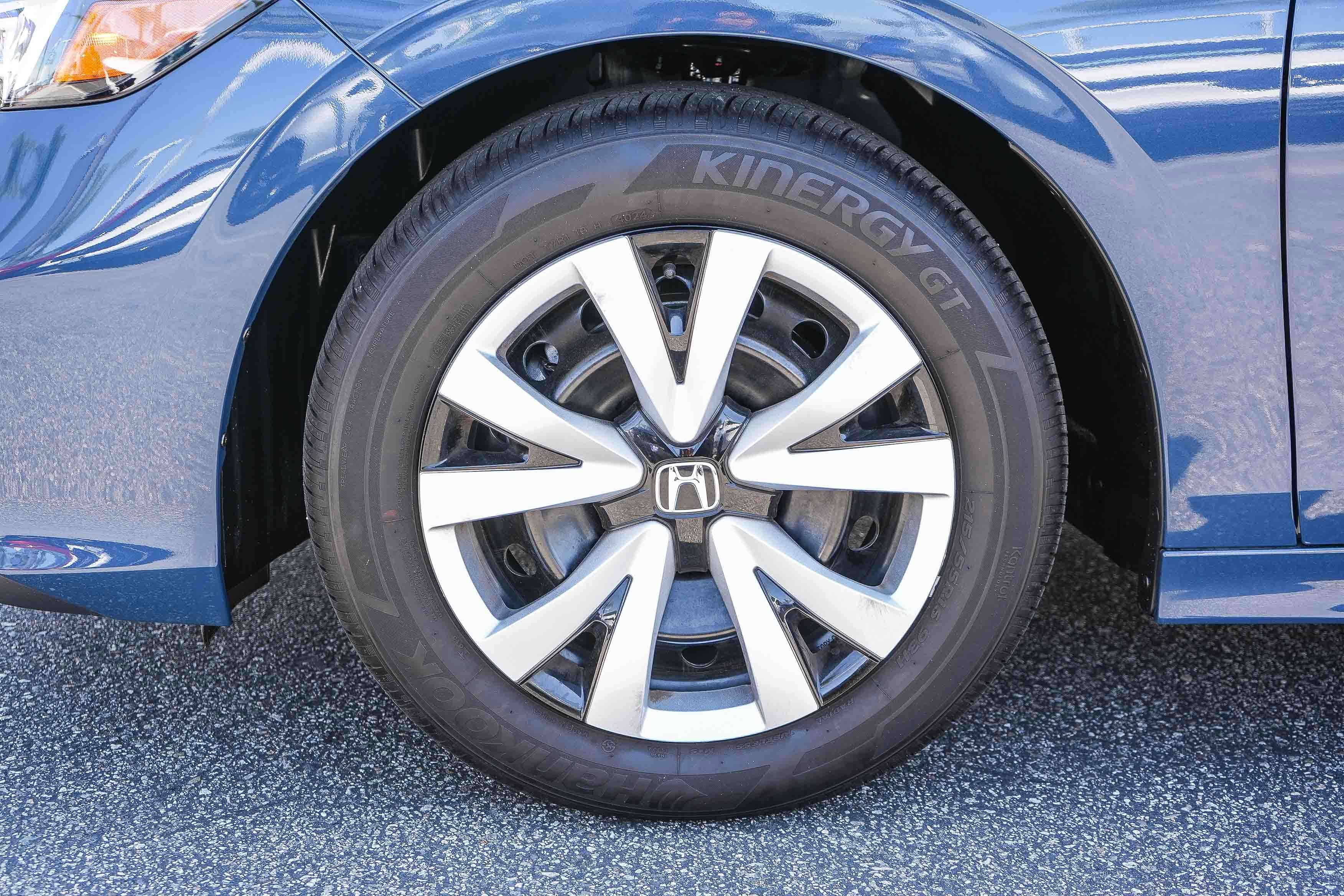 Certified 2025 Honda Civic LX image 13