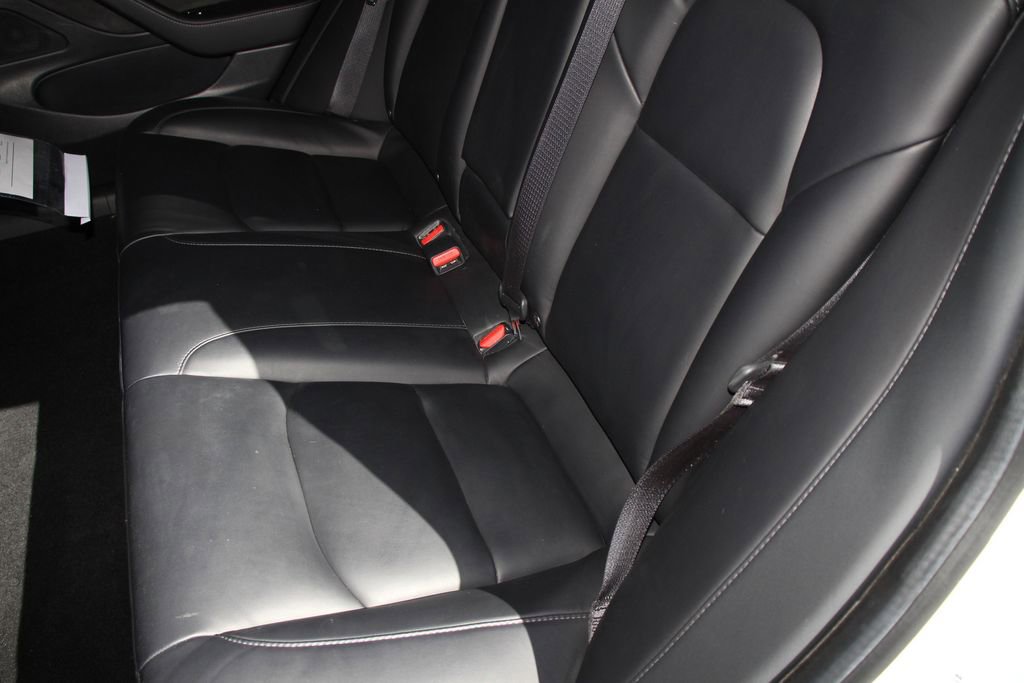 Used 2020 Tesla Model 3 Standard Range Plus RWD image 19