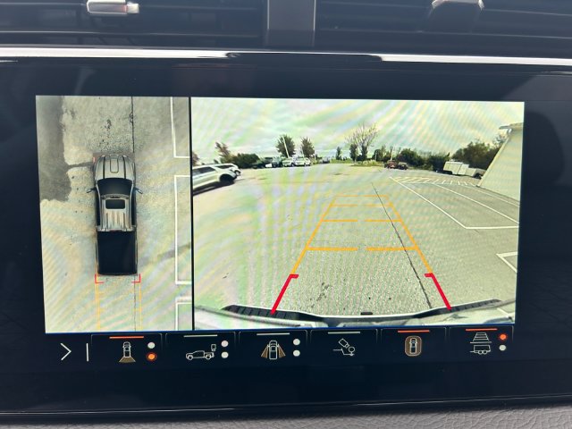 Used 2024 GMC Sierra 2500 Denali w/ Denali Reserve Package AWD/4WD image 30