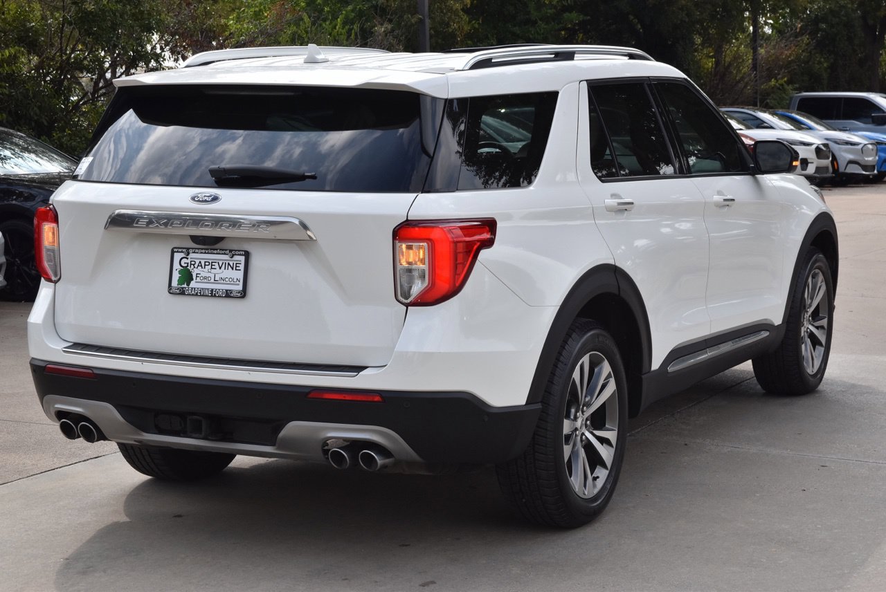 Used 2020 Ford Explorer Platinum w/ Premium Technology Package AWD/4WD image 8