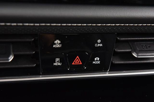 New 2026 Volkswagen Atlas Cross Sport SE image 14