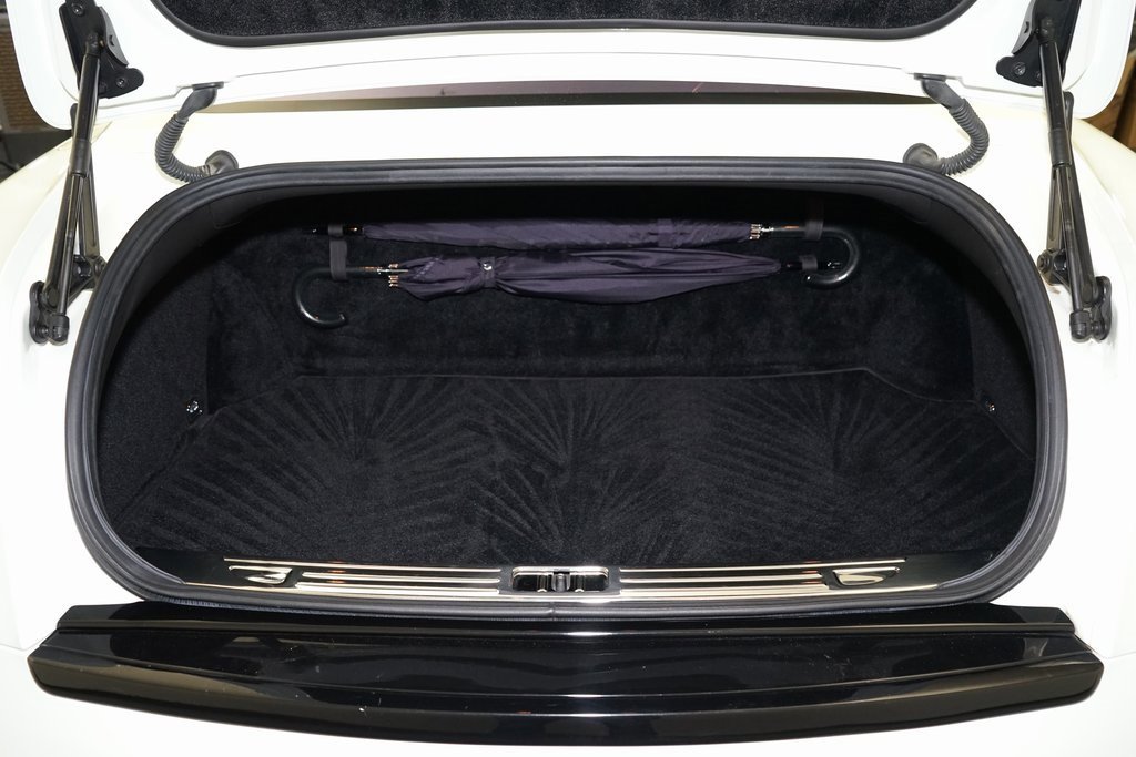 Used 2018 Bentley Mulsanne Speed image 33