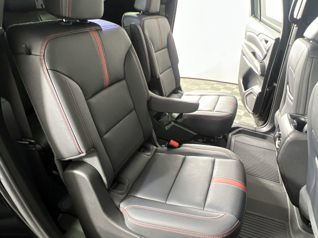 Certified 2024 Chevrolet Traverse RS w/ LPO, Floor Liner Package image 29