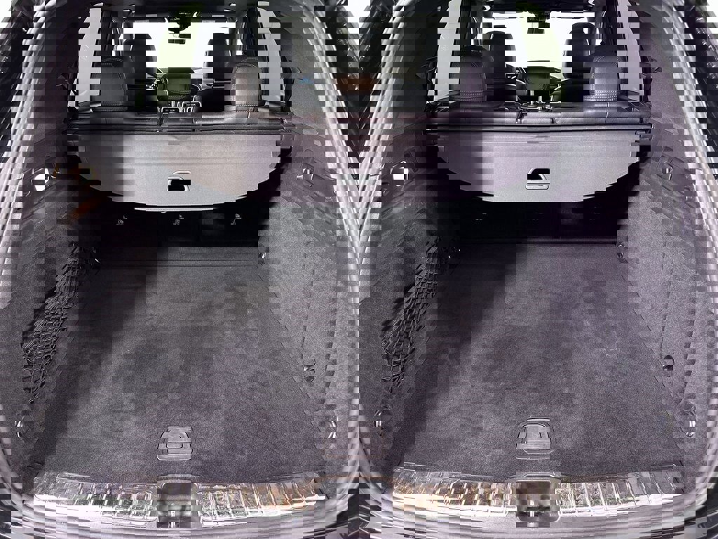 Used 2022 Mercedes-Benz GLE 350 4MATIC w/ Premium Package image 26