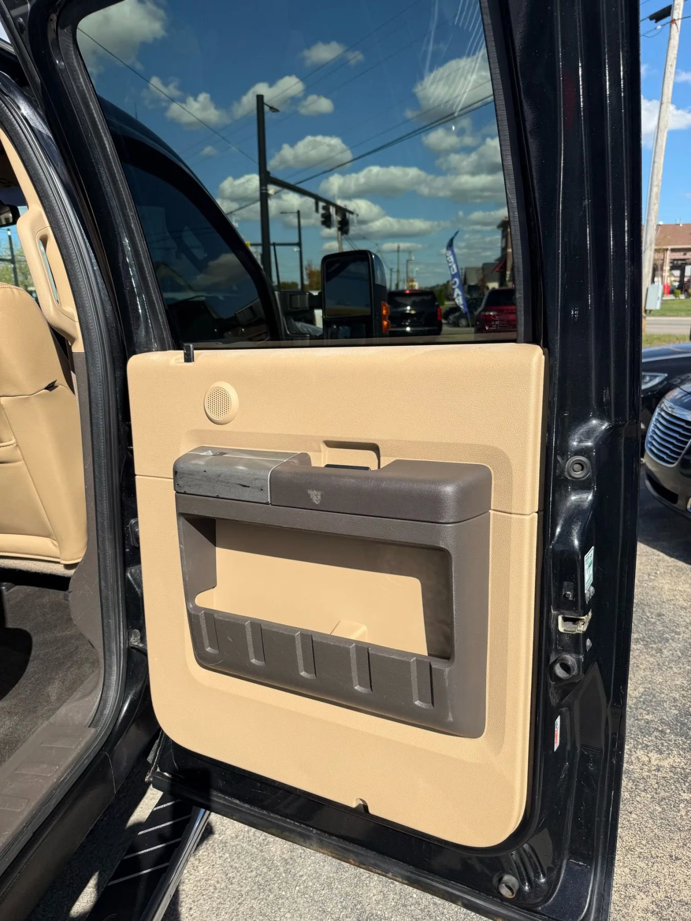 Used 2012 Ford F250 Lariat image 20