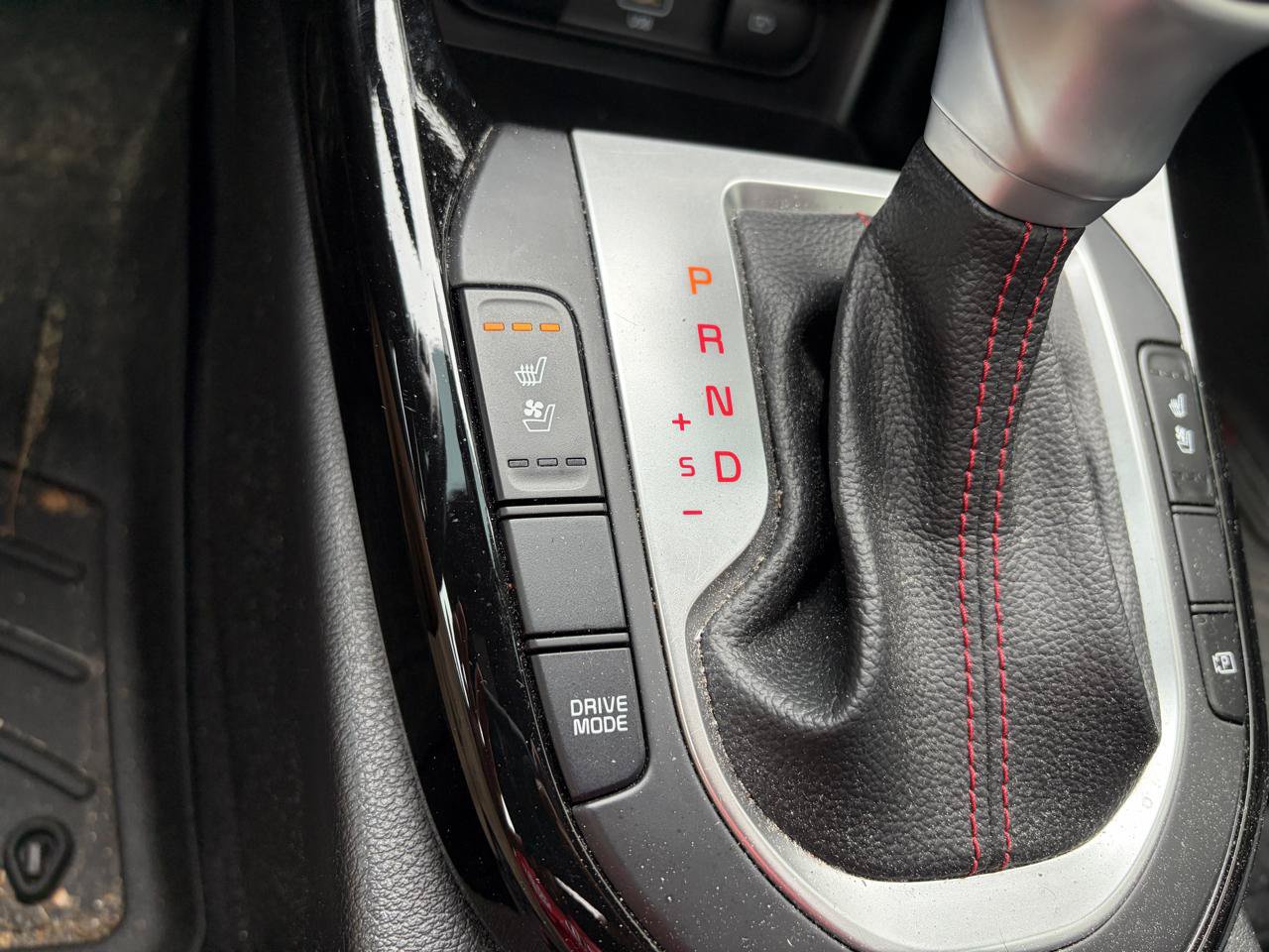 Used 2024 Kia Forte GT w/ GT2 Package FWD image 28