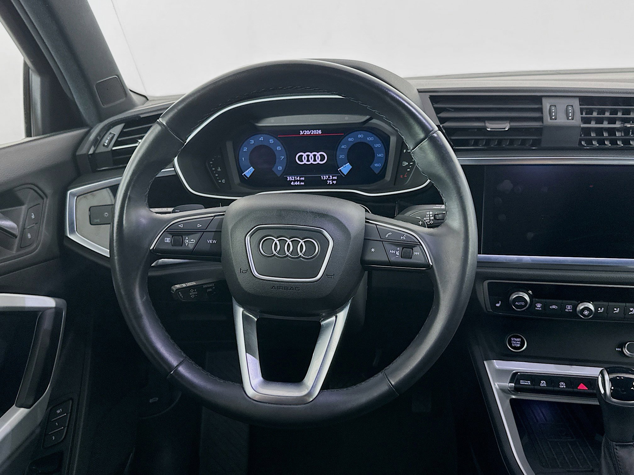 Used 2024 Audi Q3 2.0T Premium image 17