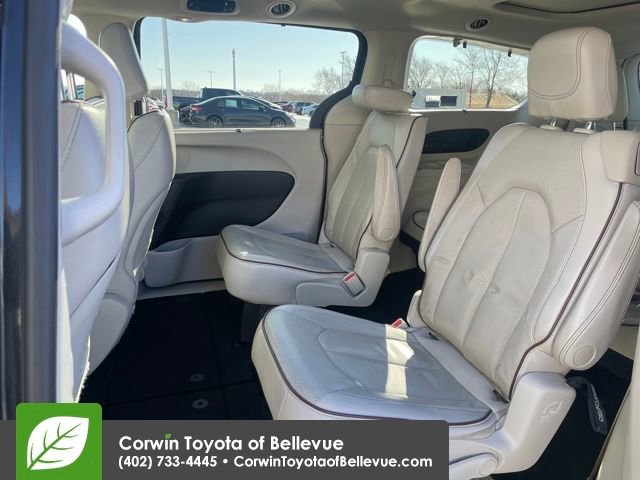 Used 2020 Chrysler Pacifica Limited image 26