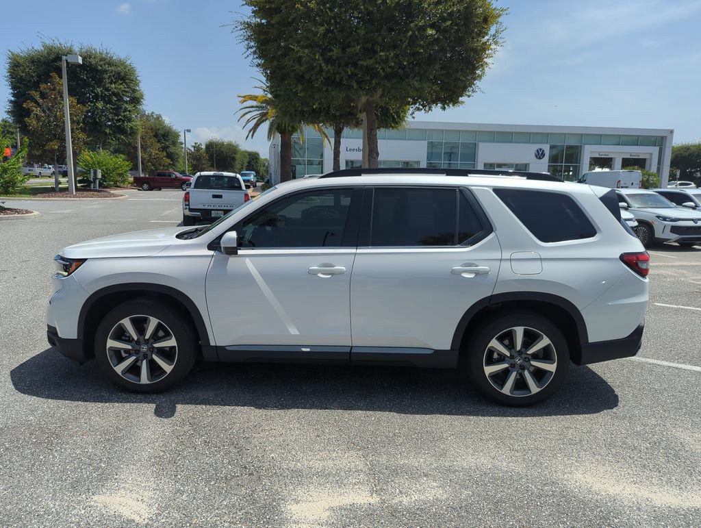 Used 2024 Honda Pilot Elite image 11
