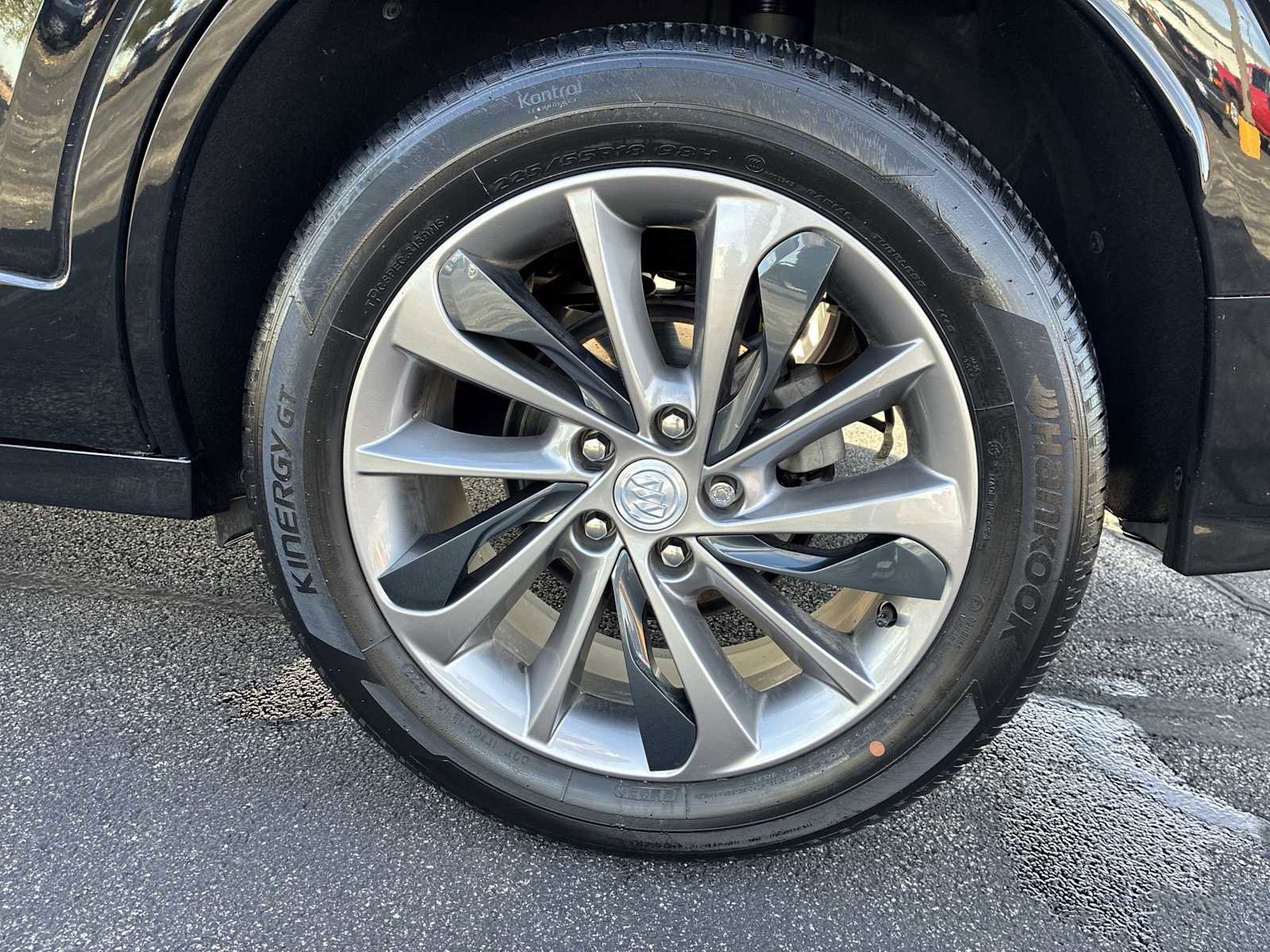 Used 2023 Buick Encore GX Select w/ Sport Touring Package image 30