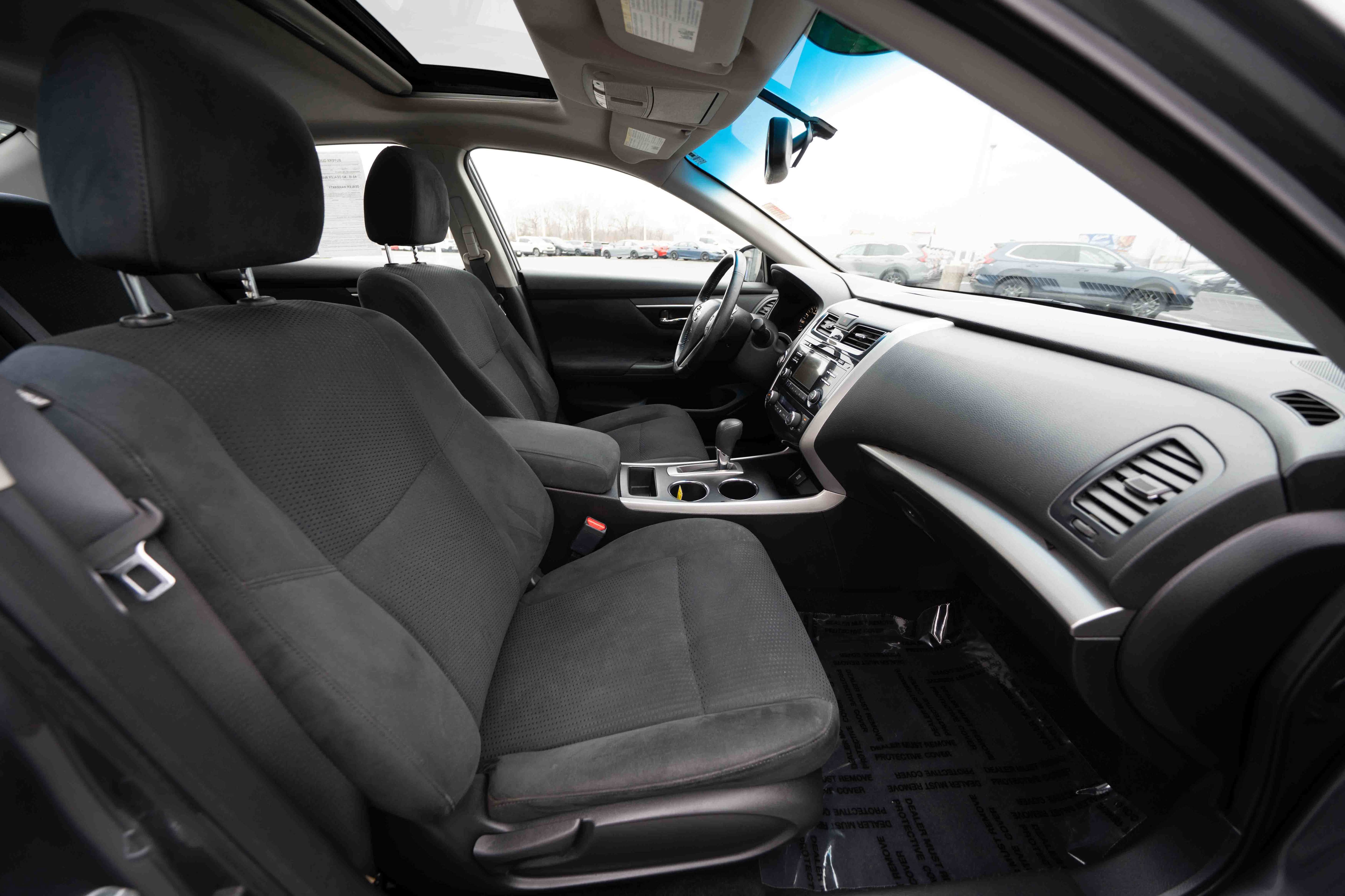 Used 2015 Nissan Altima 2.5 SV w/ Convenience Package image 26