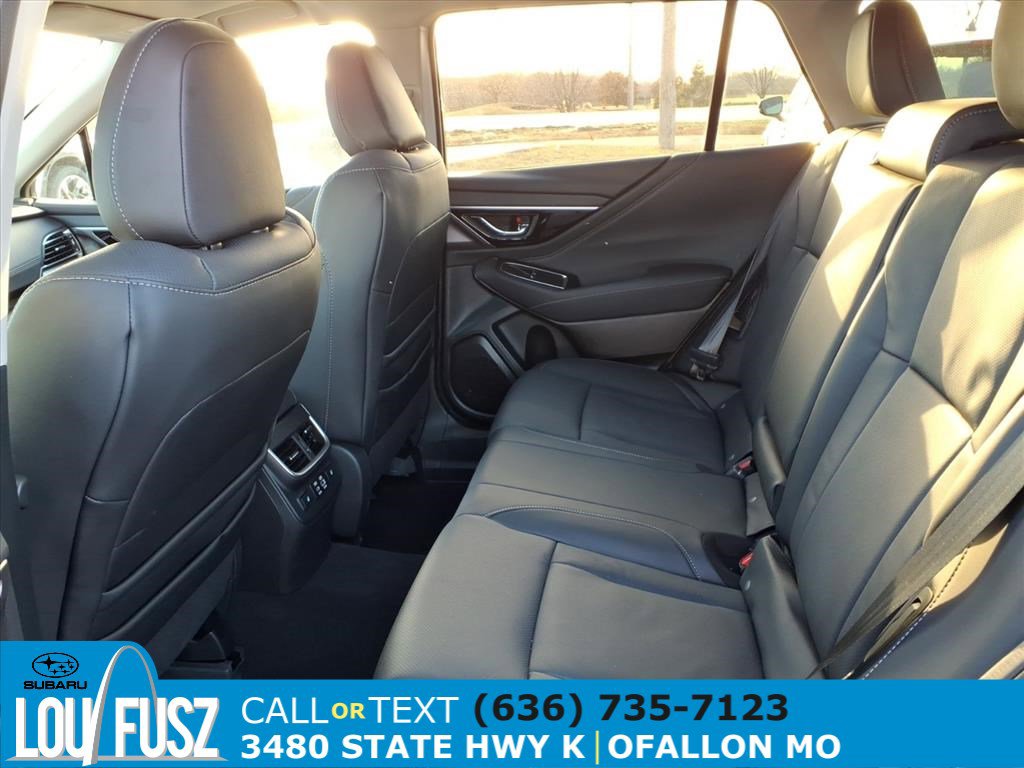 Used 2025 Subaru Outback Limited image 26