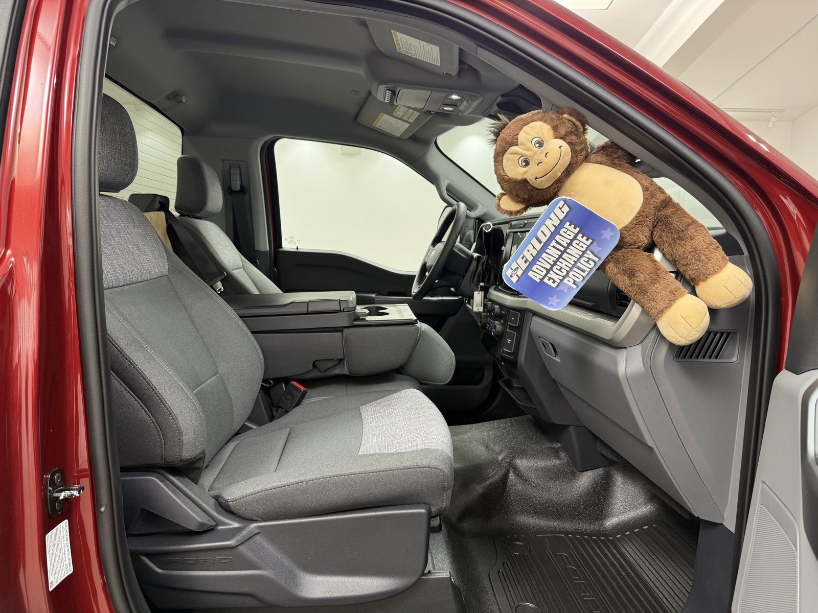 New 2025 Ford F350 XLT w/ XLT Value Package image 23