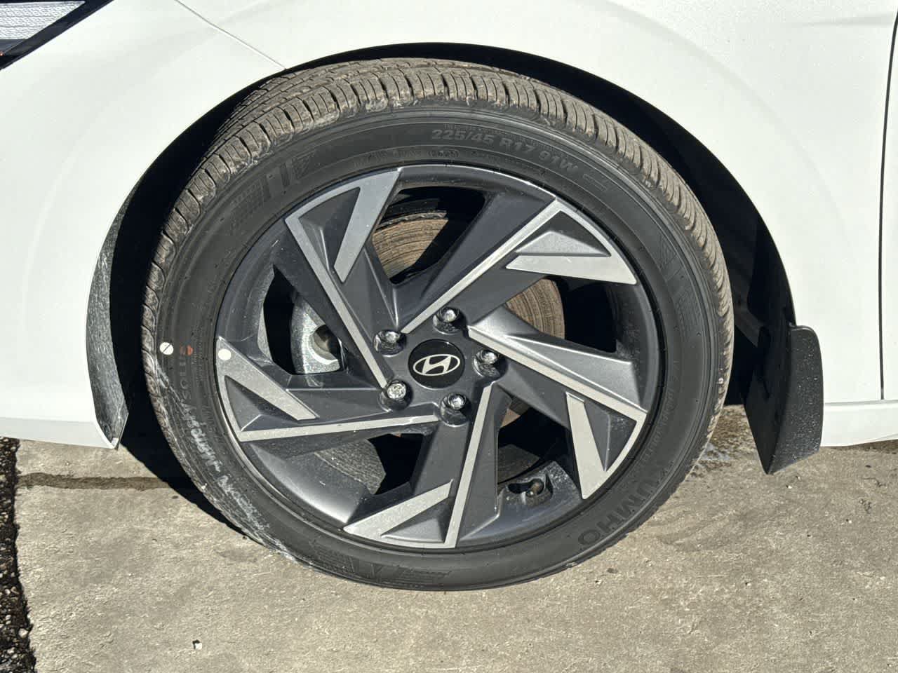 New 2025 Hyundai Elantra Sport FWD image 11