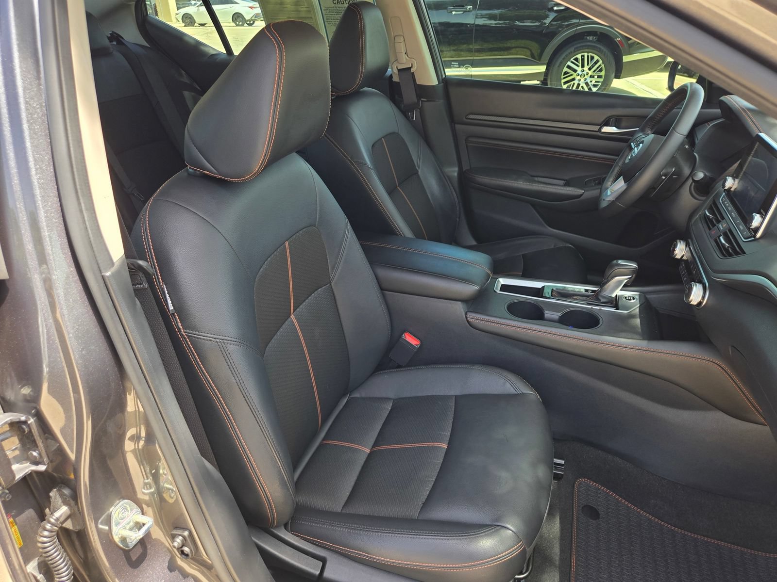 Used 2022 Nissan Altima 2.0 SR FWD image 24