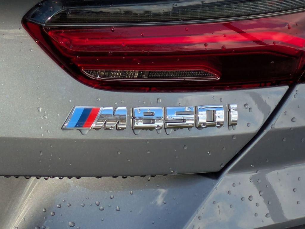 Used 2024 BMW M850i xDrive Convertible w/ M Sport Professional Package image 9