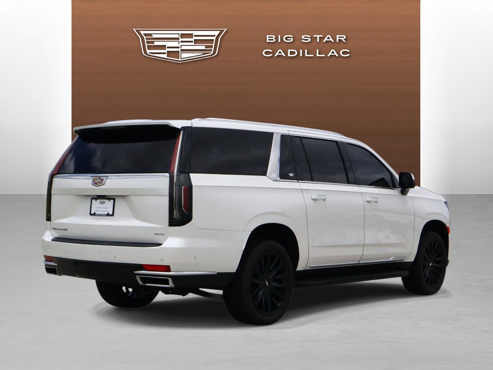 Used 2024 Cadillac Escalade ESV Premium Luxury RWD image 5