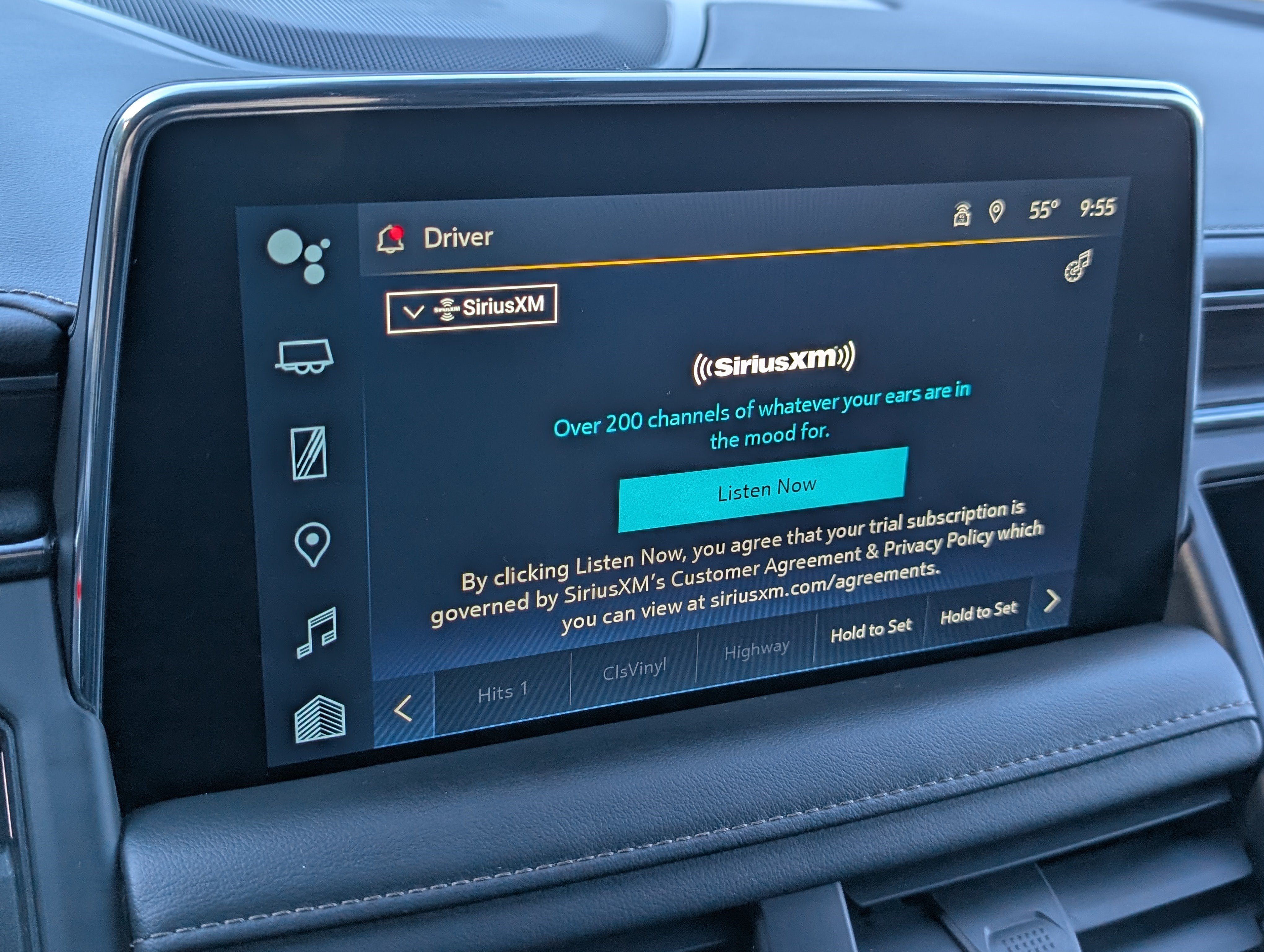 Used 2022 Chevrolet Suburban High Country w/ Max Trailering Package AWD/4WD image 31