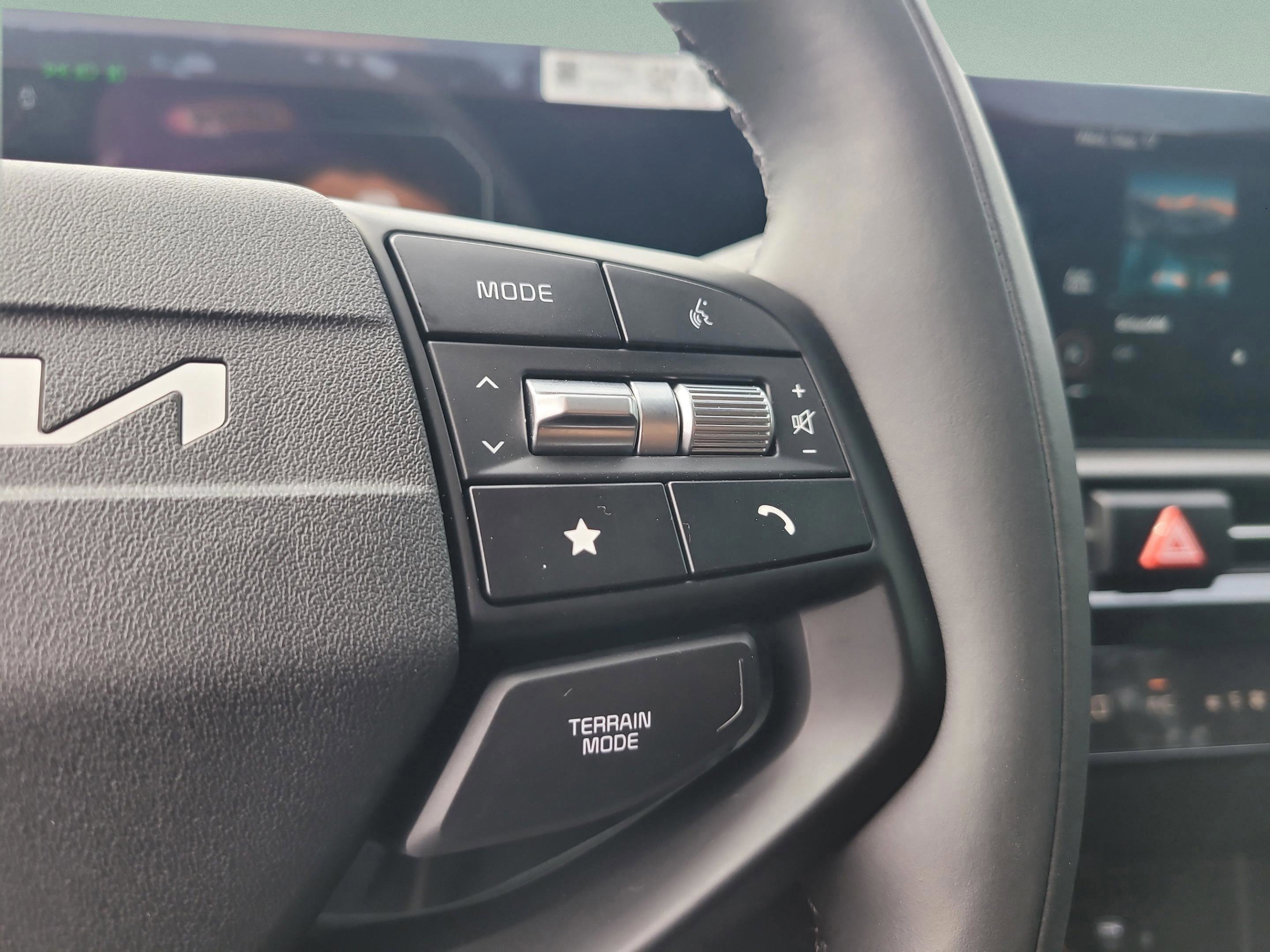 New 2026 Kia Sportage X-Line w/ X-Line Technology Package image 7