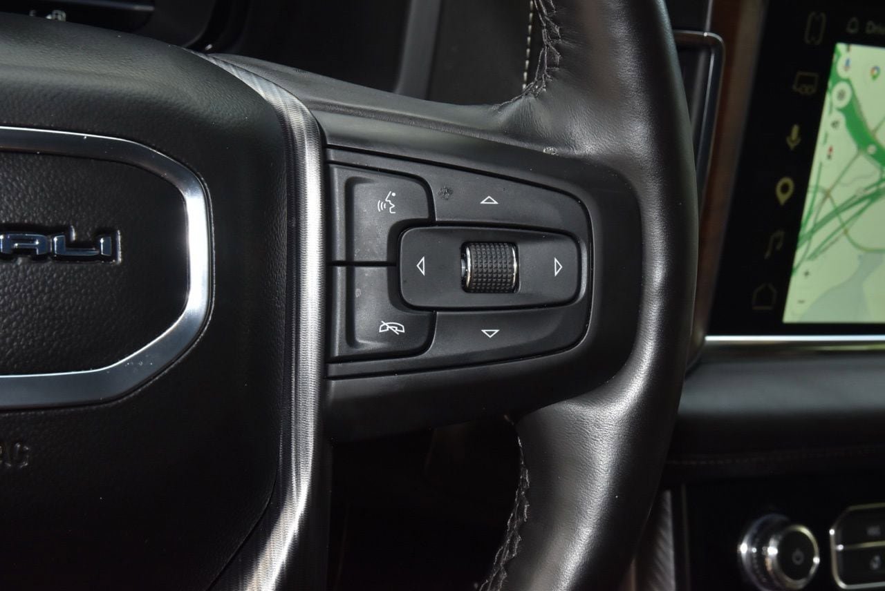 Used 2023 GMC Yukon Denali Ultimate w/ LPO, Floor Liner Package AWD/4WD image 26