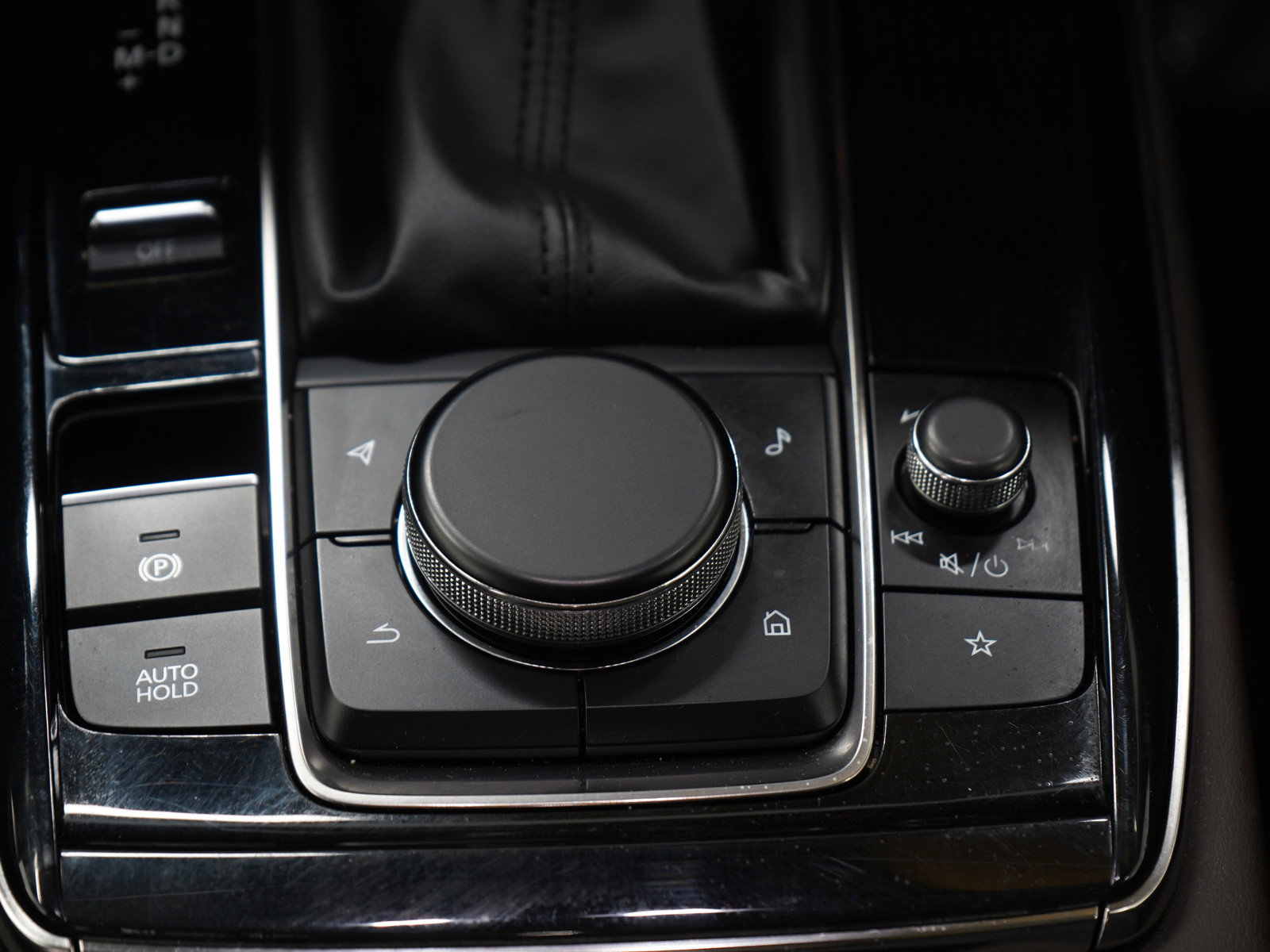 Used 2023 MAZDA CX-30 AWD 2.5 S w/ Premium Package image 19