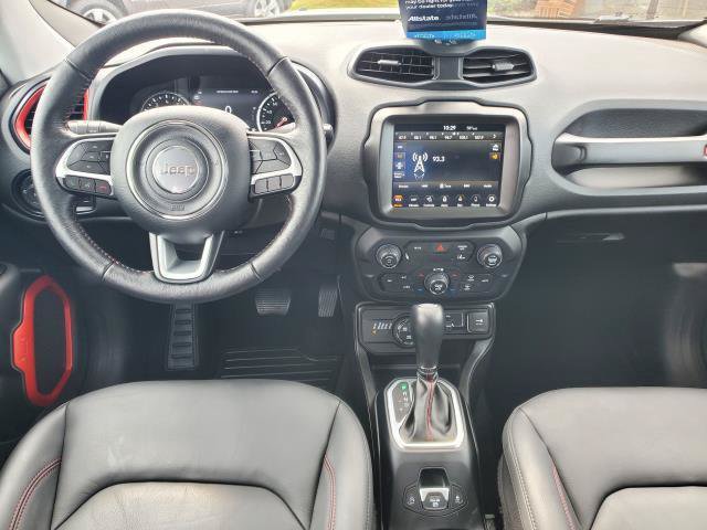 Used 2023 Jeep Renegade Trailhawk w/ Trailhawk Elite Group AWD/4WD image 23