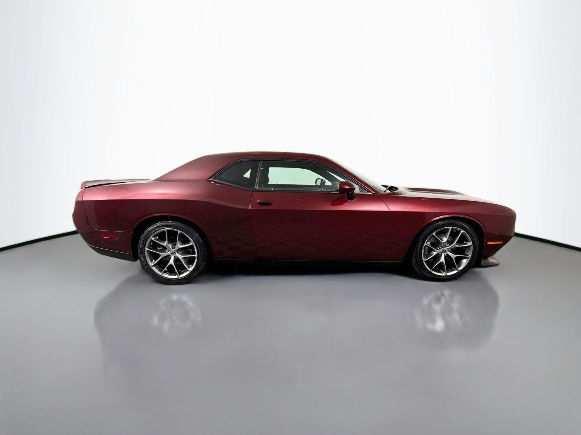 Used 2022 Dodge Challenger GT RWD image 11