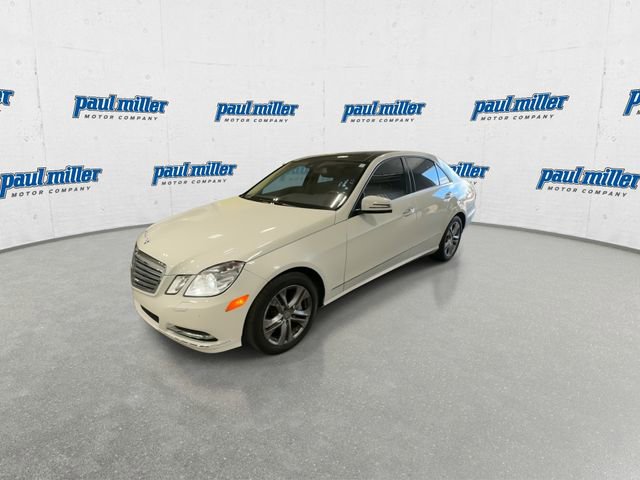 Used 2011 Mercedes-Benz E 550 Sedan image 5