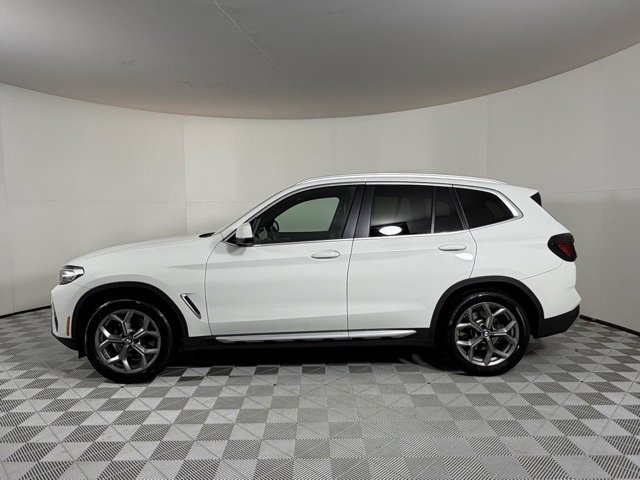 Used 2023 BMW X3 xDrive30i w/ Premium Package image 4