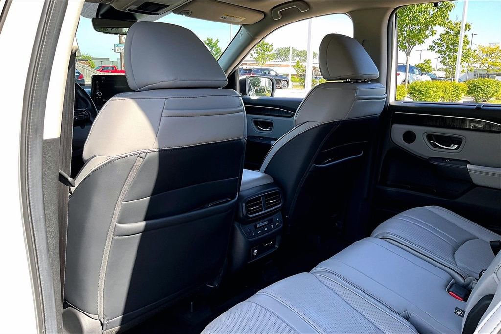 Used 2024 Honda Pilot Elite image 31