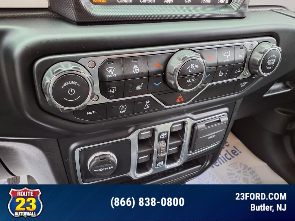 Used 2021 Jeep Wrangler Unlimited Islander image 19