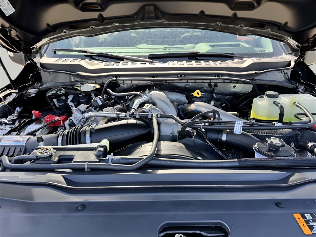 New 2025 Ford F250 Lariat w/ Lariat Ultimate Package image 39