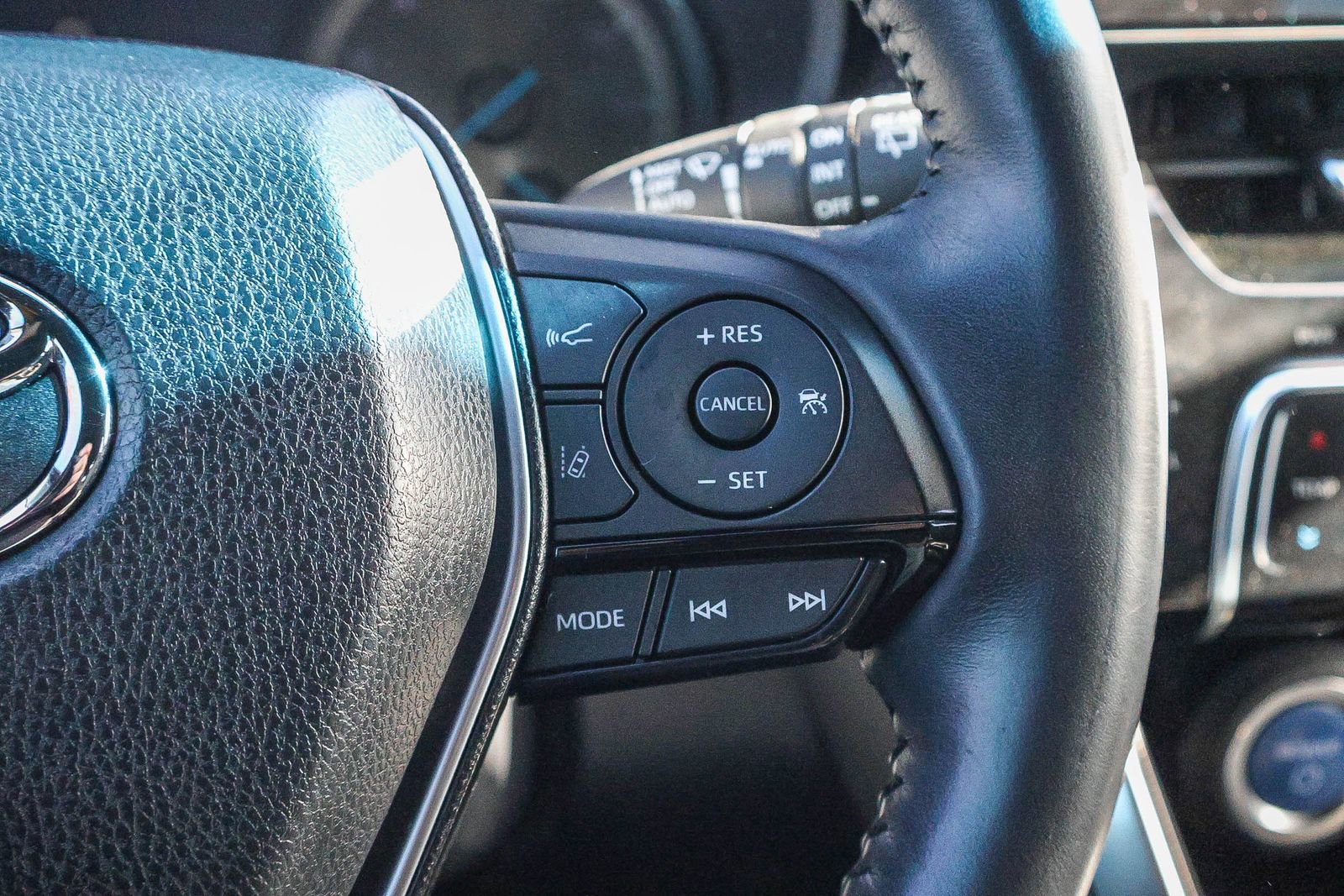 Used 2021 Toyota Venza Limited w/ Advanced Technology Package image 35