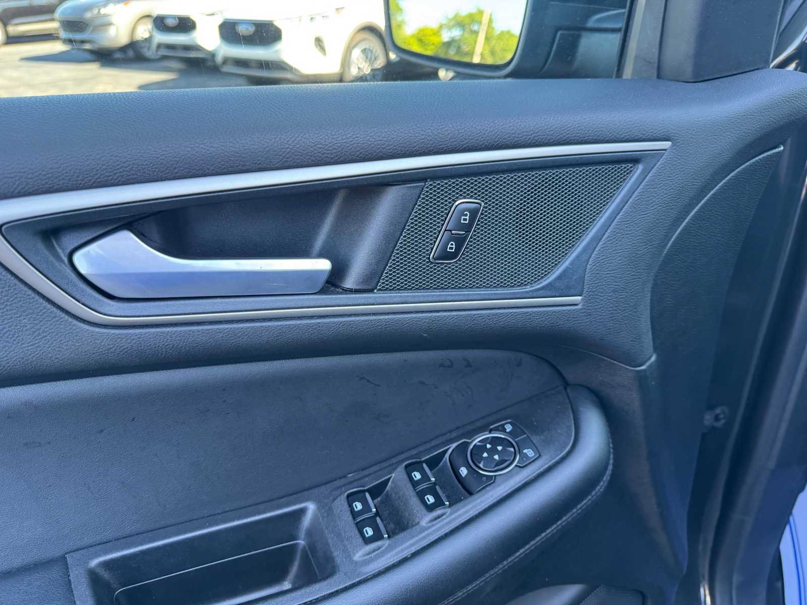 Used 2024 Ford Edge SEL w/ Convenience Package AWD/4WD image 19