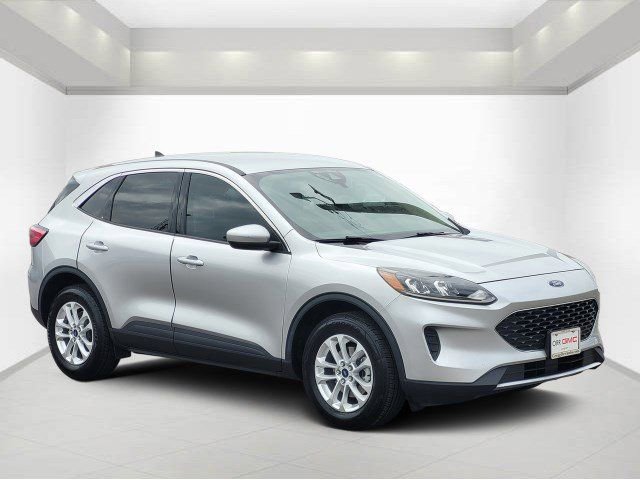 Used 2020 Ford Escape SE image 1