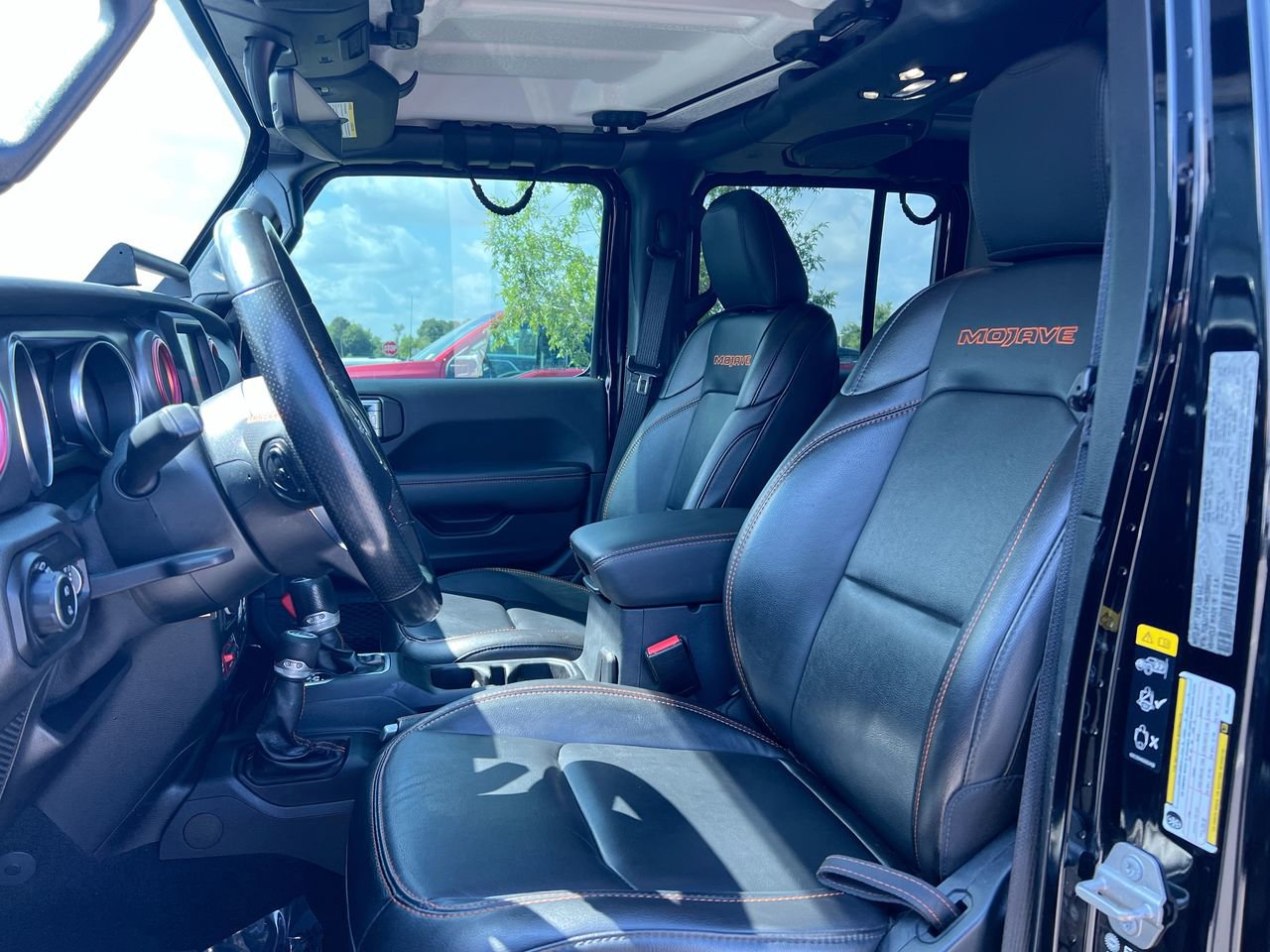 Used 2021 Jeep Gladiator Mojave AWD/4WD image 12