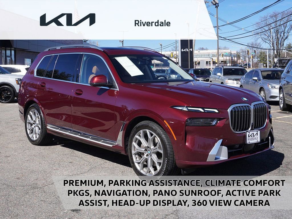 Used 2024 BMW X7 xDrive40i w/ Premium Package image 1